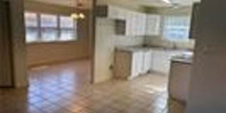 3 Bedroom, 1.5 Bath Home Gallery 4