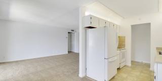 150 Pineview Road Gallery 21