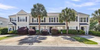 Easy, Modern Comfort in a Prime Charleston Location! Gallery 1