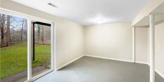 Room in 3 Bedroom Home at Foxcroft Dr Gallery 25