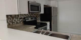 805 SW 113th Way 805 SW 113th Way Gallery 1