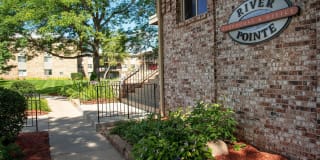 River Pointe River Pointe Gallery 23