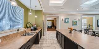 Lakeline Apartments Gallery 24