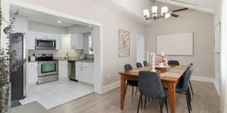 Charming Sarasota Retreat –4-Bedroom/3-Bathroom Modern Pool Home Near Everything! Gallery 13