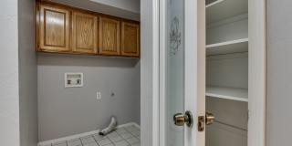 GREAT 2BED 2 BATH 2 CAR GARAGE TOWNHOME MINUTES FROM TURNPIKE!!!! Gallery 20