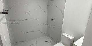 32 NW 14th Ave Gallery 7