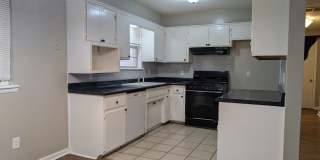 4-bedroom in Midwest for Rent Gallery 1