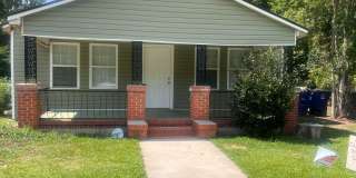 Three Bedroom Two Bathroom House Gallery 1