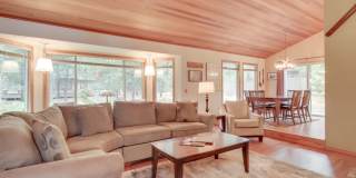 3 Bedroom 2 Bath Fully Furnished - Sunriver Oregon Gallery 15