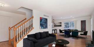 4 Bedroom Townhome for Rent in Normal! Gallery 5