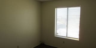 1025 Perdew Apt C Gallery 9