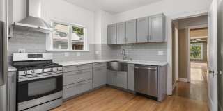 309 West Chicago Avenue Gallery 12