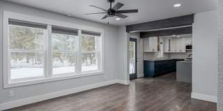 Century 21 Gold Rush - 3 bed, 2.5 bath House (North Pole) Gallery 9