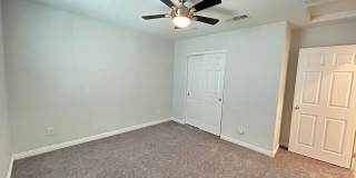 Cozy 2-Bedroom 2-Bathroom Townhouse in Gated Community! Gallery 11