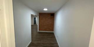 PRE-LEASING! AVAILABLE JUNE 15TH - 5 BED/3 BATH CENTRAL LBK Gallery 12