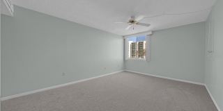 660 ISLAND Way Gallery 15