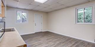 Available August 2026 - 3 Bedroom Home w/ Central AC & Spacious Yard! Gallery 10