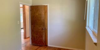 Home with Tons of Space!! Gallery 10