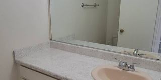 2 Bedroom Townhouse with Canyon views from two levels Gallery 8