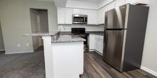 Emerald Apartments Gallery 31