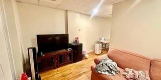 Renovated 4 Floor 5 Bed/2 Bath Fenway Townhouse on Hemenway for September 1st Gallery 6