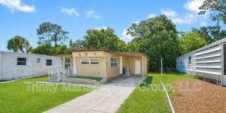 1935 Speck Dr - Room 4 Gallery 4