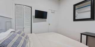 478 9th Ave Gallery 10