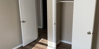 2 Billie Circle Gallery 15