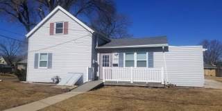 1727 8th Street Gallery 1