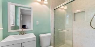 1131 Custer Avenue SE Gallery 21