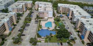 Executive oceanfront condo in gated community Executive oceanfront condo in gated community Gallery 1