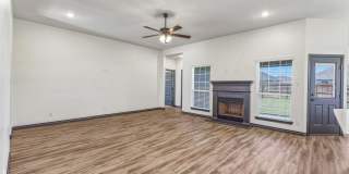 1913 Lamplighter Lane Gallery 11