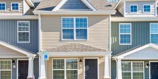 The Stowe Court Dog Friendly Condo for rent! Gallery 1