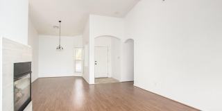9162 N TREASURE MOUNTAIN Drive Gallery 6