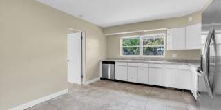 333 72ND AVENUE Gallery 9