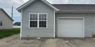 NOW SHOWING: 3 Bedroom/2 Bath Home located at 1651 W. Kole Dr. Unit A, Greensburg, IN Gallery 1