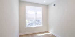 2147 N FRANKLIN Street Gallery 14