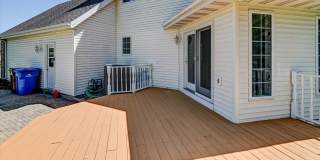 Beautifully updated 4 bedroom home in Southbridge, Waunakee Gallery 66