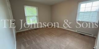 Spacious One Level Home with Den, Granite Kitchen Island, and 2 Car Carport Gallery 38