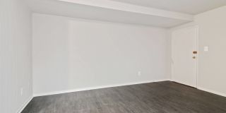 Parkland Square Gallery 7