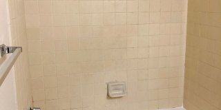 2 bed, 2 bath with washer/dryer hookup.  Great location off Sable and 2nd Ave. Gallery 9