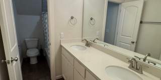 Furnished 3 bedroom, 2.5 bathroom, 2 car garage Gallery 29