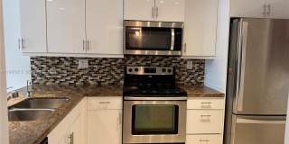 1831 Sabal Palm Drive 403, Davie, FL 33324 Gallery 1