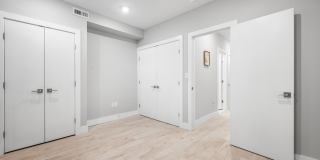 1839-47 BLAIR Street Gallery 13