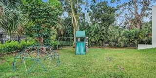 1759 SW 30th Pl Gallery 24