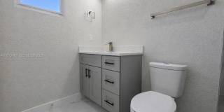 2423 MILTON AVE Gallery 17