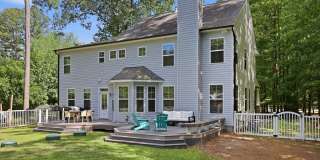 1041 Scenic Boulevard Gallery 43