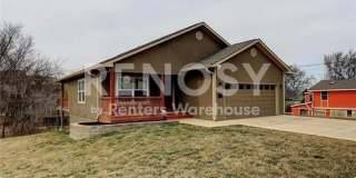 4 Bedroom/ 3 Bath Home Near KU MED 4 Bedroom/ 3 Bath Home Near KU MED Gallery 1