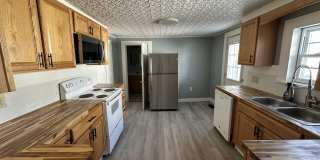 180 Birch Street Gallery 1