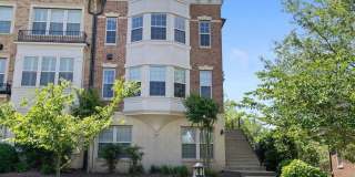 500 OVERLOOK PARK Drive unit: 27 Gallery 1